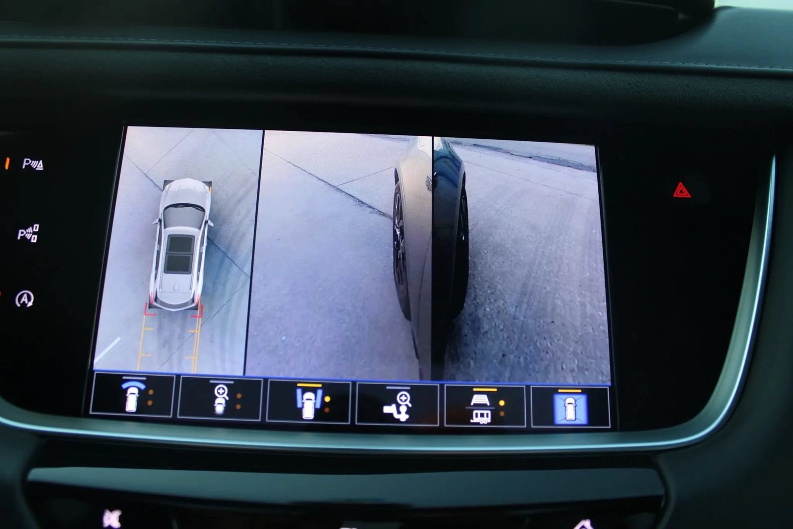 Used 2021 Cadillac XT5 Sportv w/ Platinum Package AWD/4WD image 39