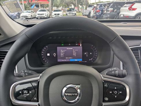 Used 2024 Volvo XC90 B6 Ultimate w/ Protection Package Premier AWD/4WD image 35