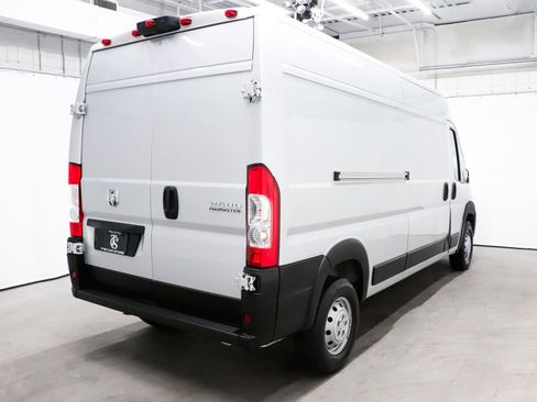 Used 2023 RAM ProMaster 2500 FWD image 6
