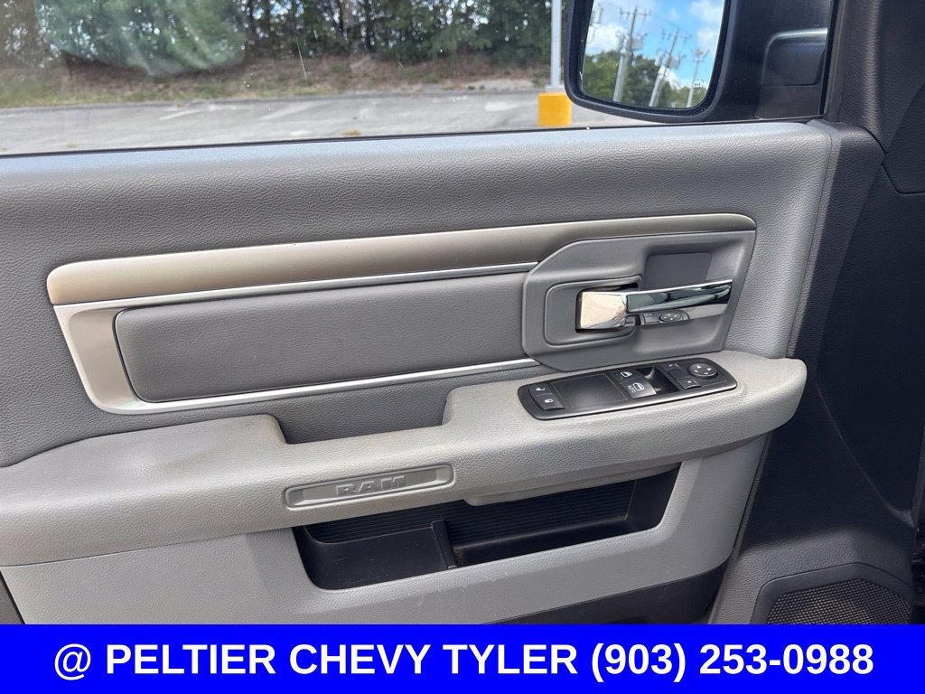 Used 2014 RAM 1500 Express RWD image 14