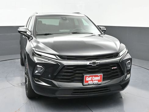 Used 2023 Chevrolet Blazer RS w/ Enhanced Convenience Package image 3