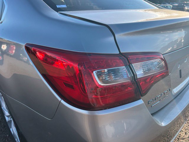 Used 2015 Subaru Legacy 2.5i Premium AWD/4WD image 10