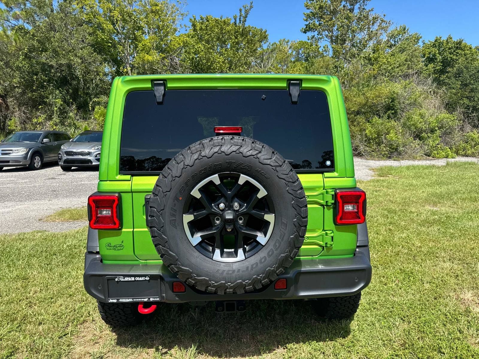 New 2025 Jeep Wrangler Unlimited Rubicon w/ Safety Group AWD/4WD image 4