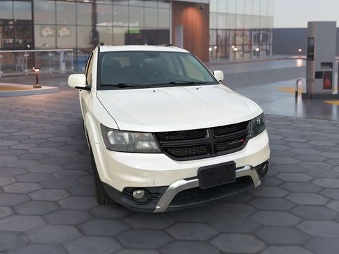 Used 2017 Dodge Journey Crossroad w/ Popular Equipment Group FWD image 19
