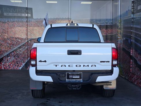 Certified 2022 Toyota Tacoma SR image 7