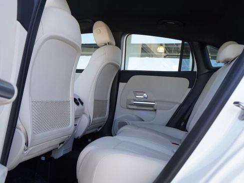 Certified 2025 Mercedes-Benz GLA 250 image 26