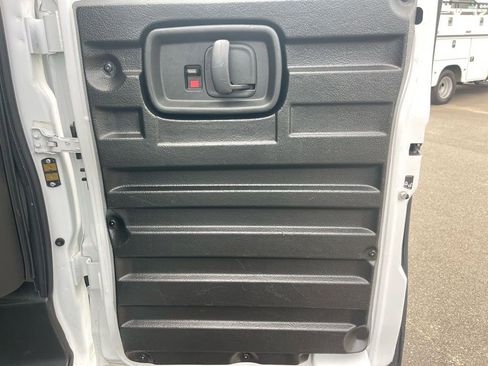 Used 2024 GMC Savana 2500 Work Van w/ Driver Convenience Package image 20