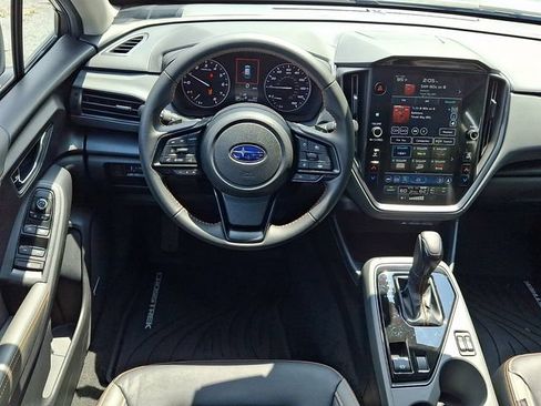 Certified 2025 Subaru Crosstrek 2.5i Limited AWD/4WD image 18