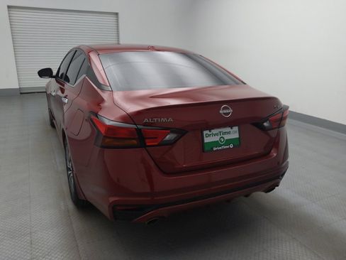 Used 2024 Nissan Altima 2.5 SV w/ SV Premium Package FWD image 6
