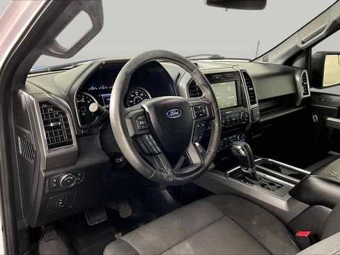 Used 2017 Ford F150 XLT w/ Equipment Group 302A Luxury RWD image 16