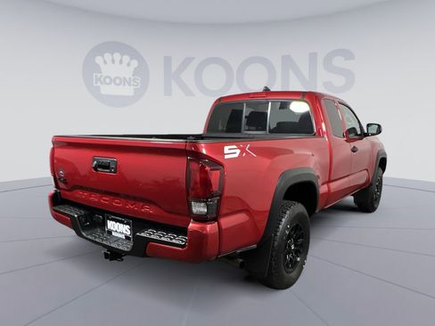 Used 2021 Toyota Tacoma SR w/ SX Package image 7