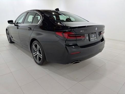 Certified 2023 BMW 530i xDrive w/ Premium Package AWD/4WD image 6