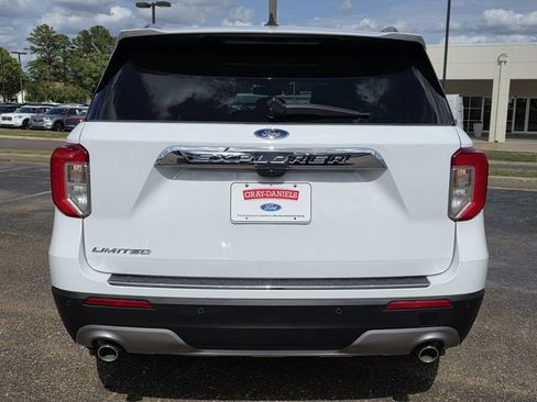 Used 2022 Ford Explorer Limited image 5