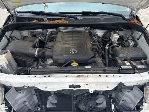 Used 2016 Toyota Sequoia Platinum AWD/4WD image 35