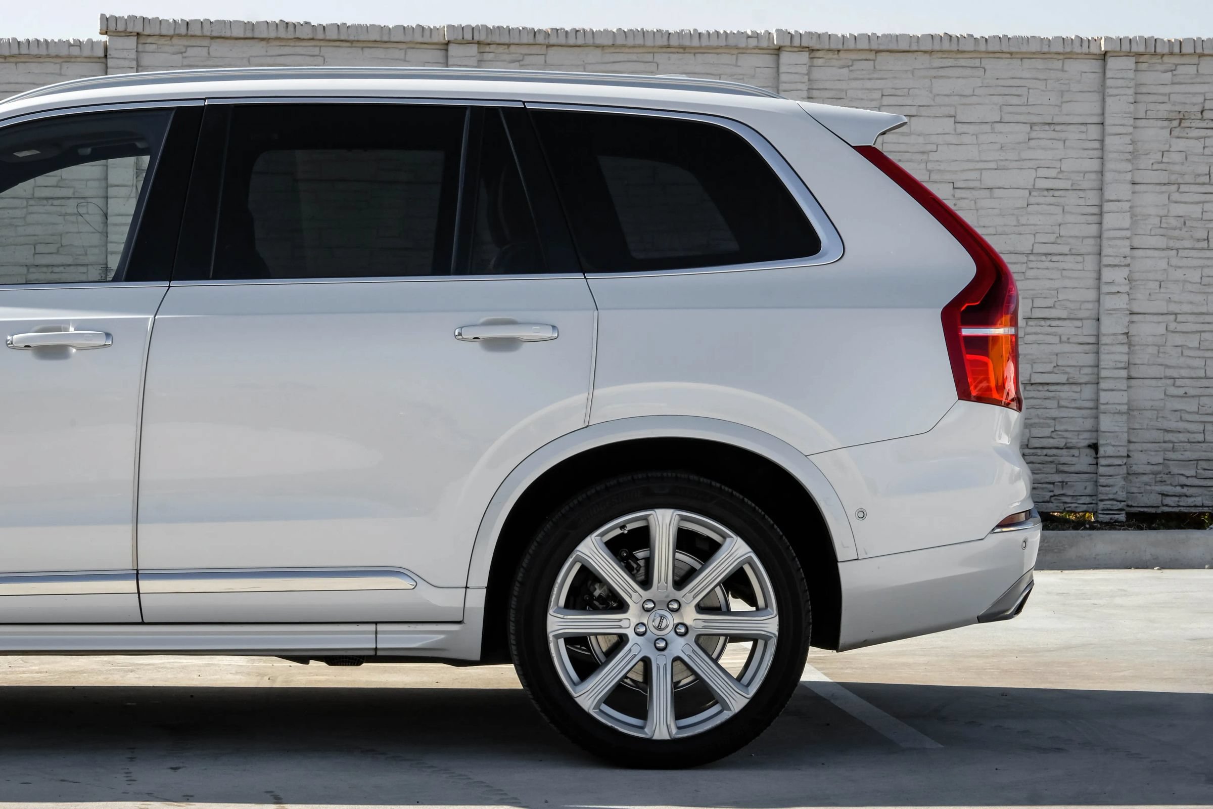 Used 2018 Volvo XC90 T6 Inscription w/ Convenience Package AWD/4WD image 15