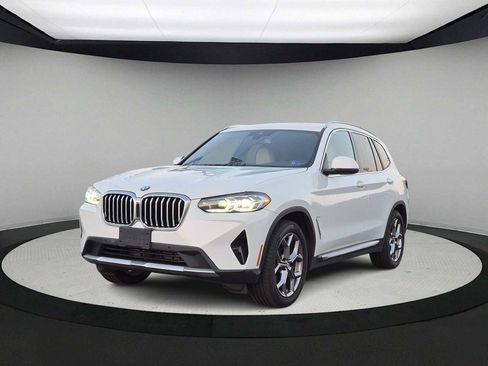 Used 2022 BMW X3 xDrive30i w/ Convenience Package AWD/4WD image 4