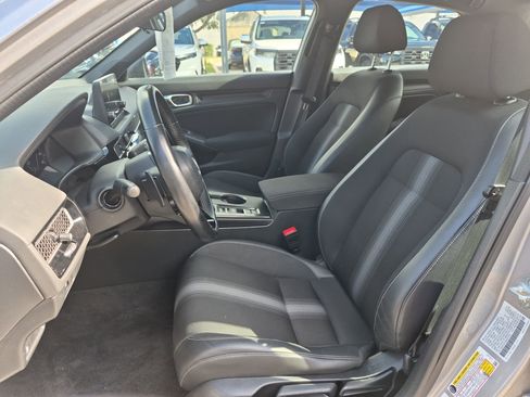 Used 2024 Honda Civic Sport image 9