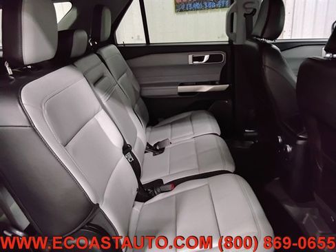 Used 2021 Ford Explorer XLT w/ Equipment Group 202A image 14