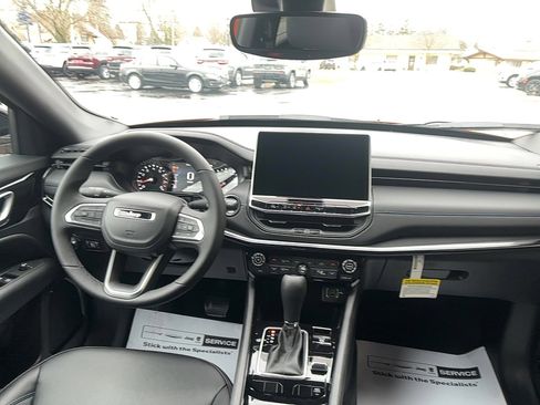 New 2026 Jeep Compass Limited image 9