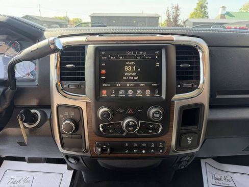 Used 2017 RAM 2500 Laramie AWD/4WD image 11