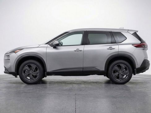 Used 2025 Nissan Rogue SV FWD image 5