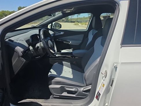 Certified 2023 Volkswagen ID.4 Pro RWD image 4