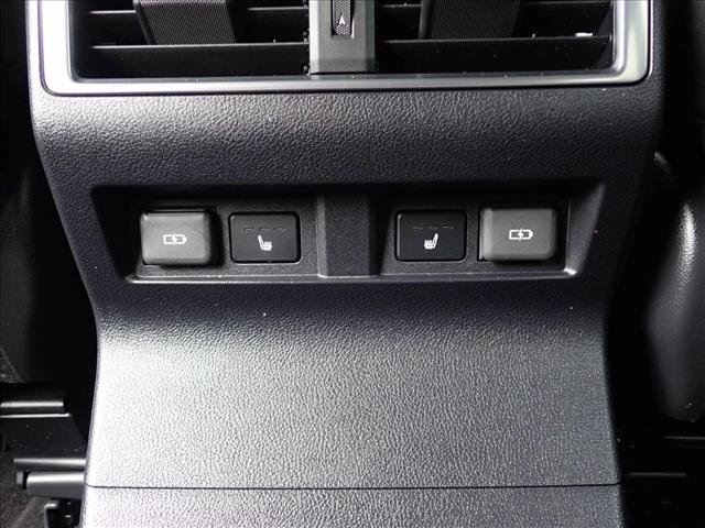 Used 2025 Lexus GX 550 AWD/4WD image 9