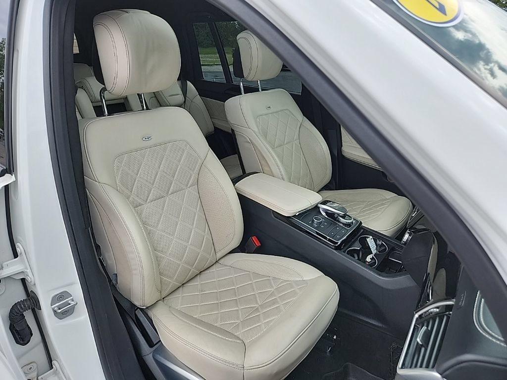 Used 2018 Mercedes-Benz GLS 550 4MATIC image 43