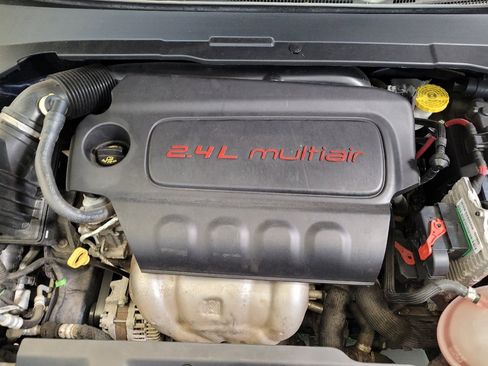 Used 2018 Jeep Compass Latitude w/ Popular Equipment Group FWD image 30