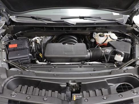 Used 2025 GMC Yukon XL Denali AWD/4WD image 26