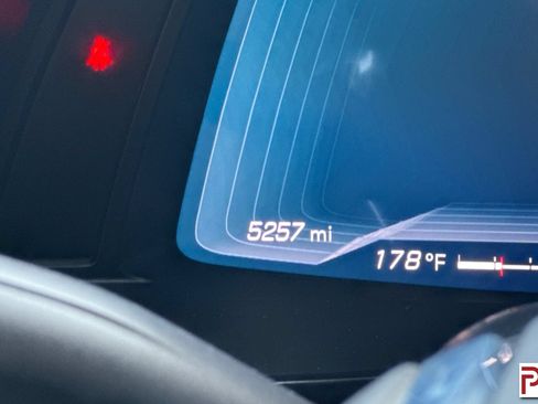 Used 2025 Chevrolet Corvette Stingray Coupe w/ 1LT RWD image 29