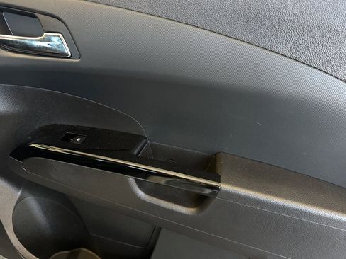 Used 2017 Chevrolet Sonic Premier FWD image 18