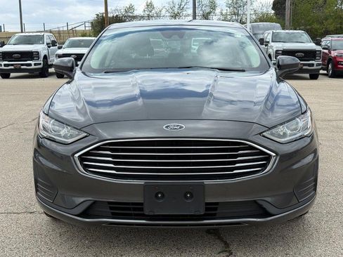 Used 2019 Ford Fusion SE FWD image 11