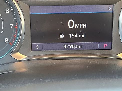 Used 2023 Chevrolet Traverse LT image 25