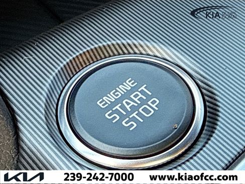 New 2026 Kia Sportage SX FWD image 36