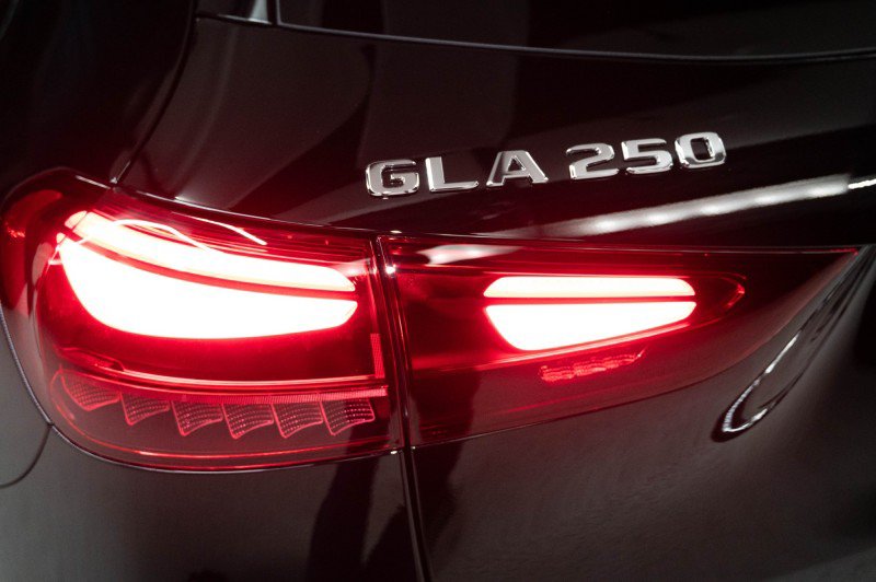 New 2026 Mercedes-Benz GLA 250 4MATIC image 9