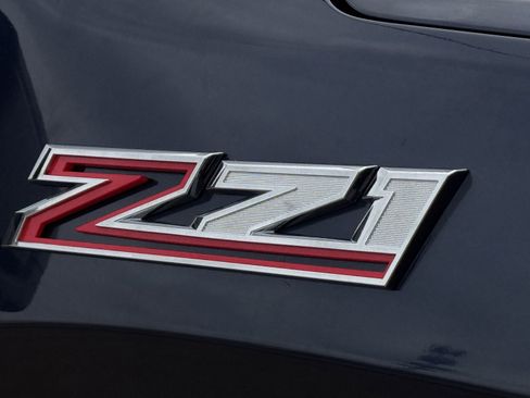 Used 2022 Chevrolet Silverado 1500 Custom Trail Boss w/ LPO, Dark Essentials Package image 11