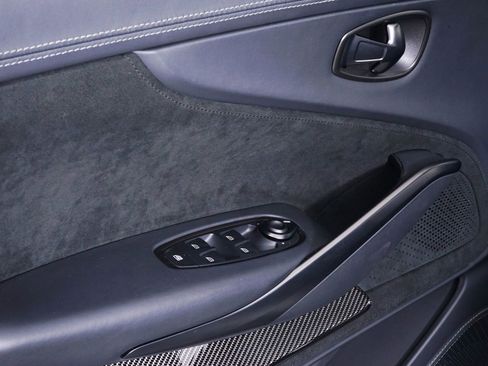 Used 2023 Aston Martin DBX 707 image 33