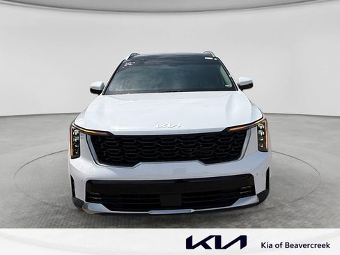 Used 2024 Kia Sorento EX w/ Panoramic Sunroof Package FWD image 2