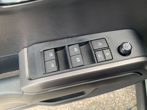 Used 2023 Toyota Tacoma TRD Sport AWD/4WD image 13