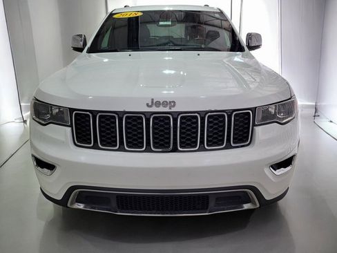 Used 2018 Jeep Grand Cherokee Limited image 17