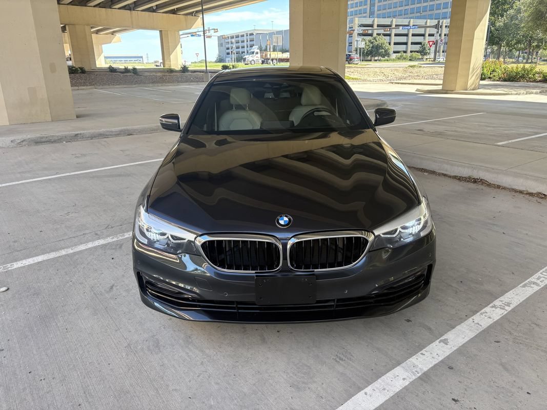 Used 2018 BMW 530i w/ Premium Package RWD image 3
