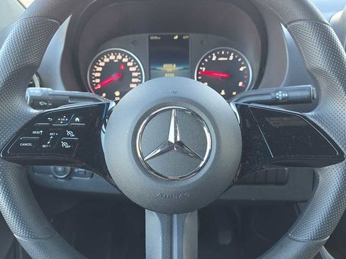 Used 2025 Mercedes-Benz Sprinter 2500 image 29