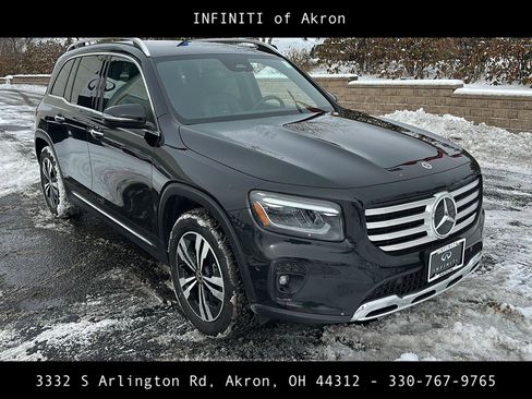 Used 2024 Mercedes-Benz GLB 250 4MATIC image 17