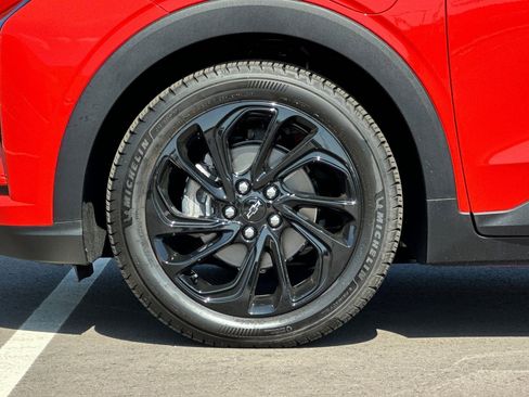 New 2027 Chevrolet Bolt RS w/ Technology Package image 25