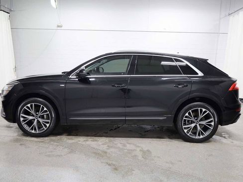 Used 2023 Audi Q8 Premium Plus w/ Premium Plus Package image 2