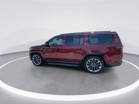 Used 2022 Jeep Wagoneer Series II w/ Convenience Group I AWD/4WD image 5