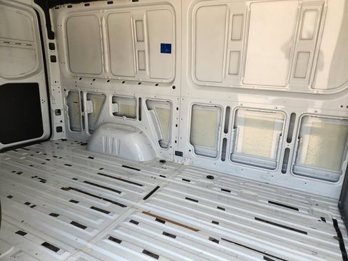 Used 2023 Mercedes-Benz Sprinter 2500 image 30
