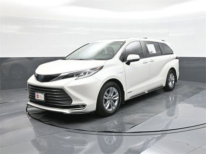 Used 2021 Toyota Sienna Limited