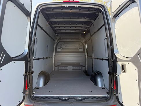 New 2025 Mercedes-Benz Sprinter 2500 image 17